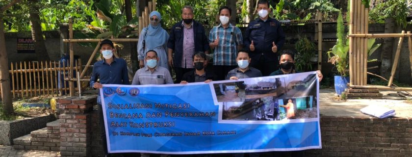 Kolaborasi Dosen Teknik Sipil & Mesin UTama Bantu Warga Puri Cipageran Waspada Bencana